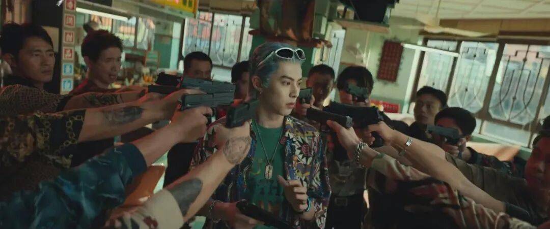 档厮杀！不想踩坑看这部就够了…九游会网址是多少八部大片春节(图5)